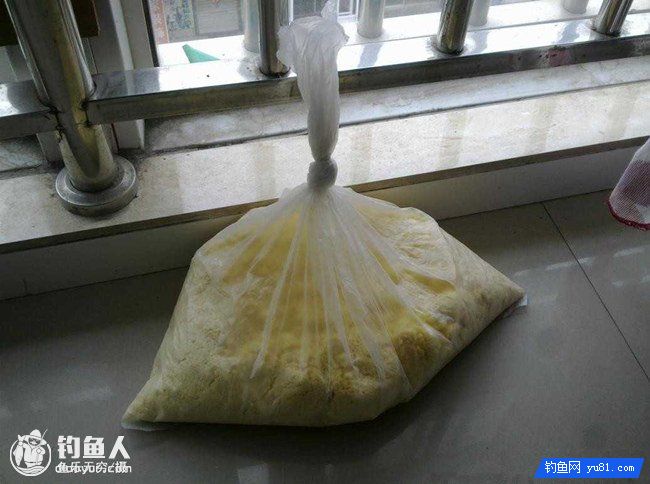 海竿水怪鲢鳙饵料的选择与线组的运用