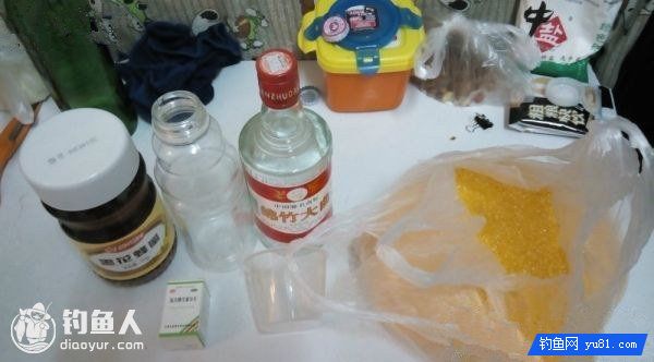 自制野钓酒泡玉米碎窝料配方